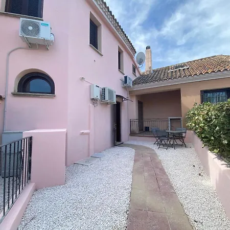 Alojamento de Acomodação e Pequeno-almoço La Coccinella Al Mare San Teodoro (Sardinia)