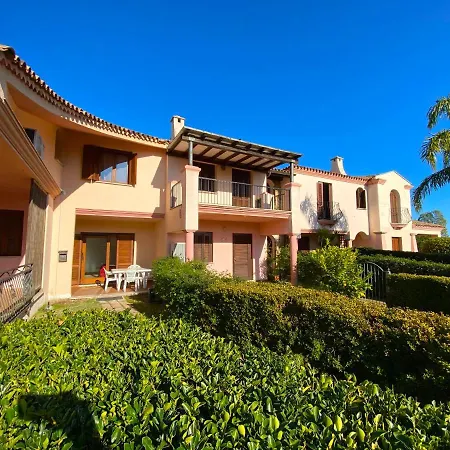 Alojamento de Acomodação e Pequeno-almoço La Coccinella Al Mare 4*