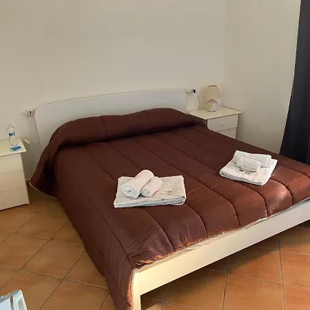 לינה וארוחת בוקר La Coccinella Al Mare